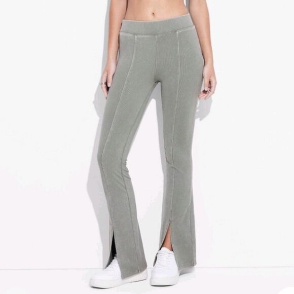 Wild Fable Gren Flare Pants with Boot Cut Design - Picture 1 of 7